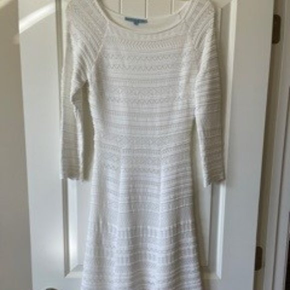 ANTONIO MELANI Dresses & Skirts - Antonio Melani Textured Ivory 3/4 Sleeve Fit & Flare Lined Midi Dress - Small